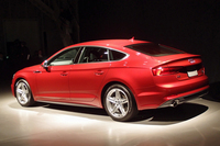 これまで、販売台数では「A5」シリーズの約8割を占めてきた「A5スポーツバック」。4ドアモデルでありながら、流麗なルーフラインが特徴となっている。