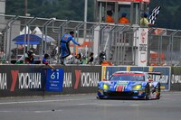 GT300クラスでは、井口卓人/山内英輝組のNo.61 SUBARU BRZ R&D SPORTがトップでゴール。終盤の激戦を制しての勝利だった。