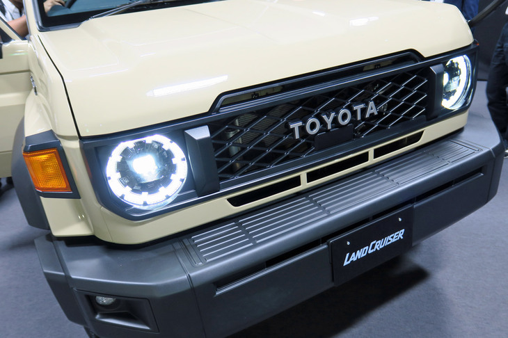 トヨタ・ランドクルーザー“70”(フロントマスク)