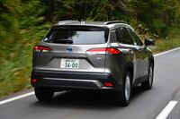 意外なほど乗り心地が上質な「カローラ クロス」。ハイブリッド車らしからぬメリハリのある加速感も印象的だった。