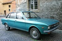 「フォルクスワーゲンK70」は、VWに経営統合される前のNSUによって、「Ro80」のレシプロ版として開発された。