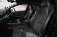 アウディの「RS 4アバント」「RS 5スポーツバック」に限定モデル「RSコンペティション」登場 専用チューンで走りを強化の画像