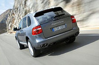 排気量、性能アップ、「ポルシェ・カイエン」マイナーチェンジ、受注開始の画像