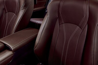 「レクサスRX」に特別仕様車「ブラックツアラー」「エレガントツアラー」が登場の画像