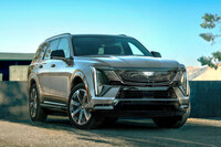 アメリカでは、連邦政府の自動車基準に適合していることをメーカーが認証する、自己認証制度をとっている。日本や欧州のように国が認証しているわけではないので、そもそも相互認証ができないのだ。