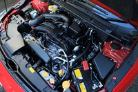 1.6リッター水平対向4気筒エンジンは、最高出力115psを発生。JC08モードの燃費値は、今回テストした4WD車で17.0km/リッター。FF車では18.2km/リッターとなる。