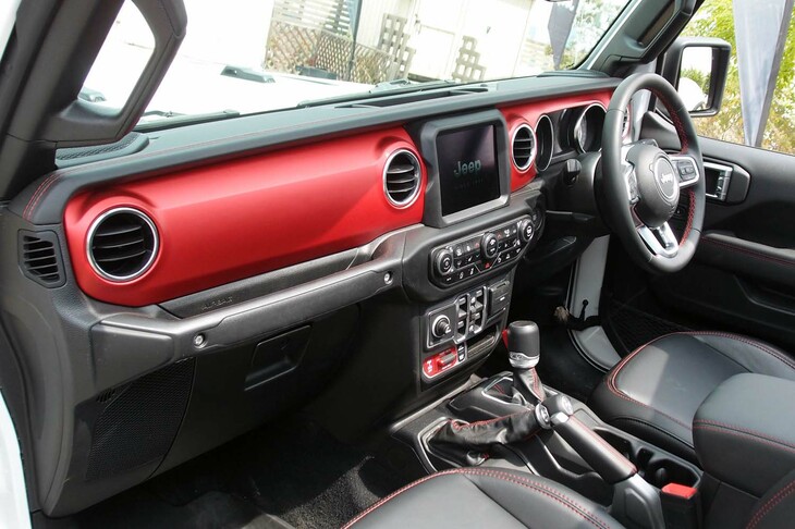 ジープ・グラディエーター ルビコン(コックピット周辺部)