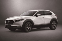 マツダが「CX-30」を一部改良 走行性能と安全性を向上