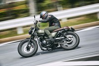 最大トルクは20Nmにすぎないが、車体が軽いこともあり、加速力は十分。