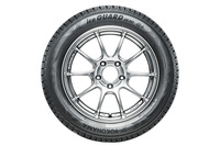 「アイスガード8」のサイドウォールには、数字の「8」と漢数字の「八」をモチーフとしたデザインが取り入れられている。