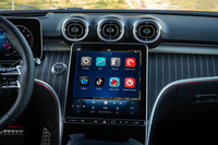 センタースクリーンではビデオミーティングアプリの『Webex』などを利用できる。