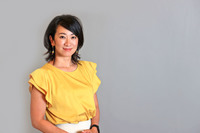 藤島知子
モータージャーナリスト
<愛車:アウディS1、アストンマーティンDB9>
幼い頃からのクルマ好きが高じて、市販車やミドルフォーミュラカーなどのレースに参戦。2007年にはマツダロードスターレースで女性初のクラス優勝を獲得した経験を持つ。レース活動で得た経験や女性目線をもとに自動車専門メディアやファッション誌などに寄稿。テレビ神奈川の新車情報番組『クルマでいこう!』は出演10年を迎える。日本自動車ジャーナリスト協会会員、2020-2021日本カー・オブ・ザ・イヤー選考委員。