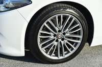 「ヴェローチェ」のタイヤサイズは前後とも225/45R18。