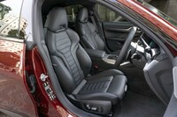 試乗車に装着されていたオプションの「Mスポーツシート」。価格は13万6000円。