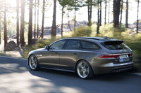 「ジャガーXFスポーツブレイク」