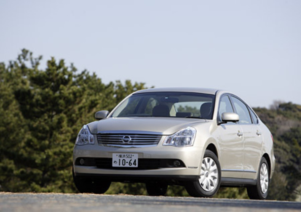 【スペック】20M:全長×全幅×全高=4610×1695×1510mm/ホイールベース=2700mm/車重=1220kg/駆動方式=FF/2リッター直4DOHC16バルブ(133ps/5200rpm、19.5kgm/4400rpm)/価格=199万5000円(テスト車=234万8850円)