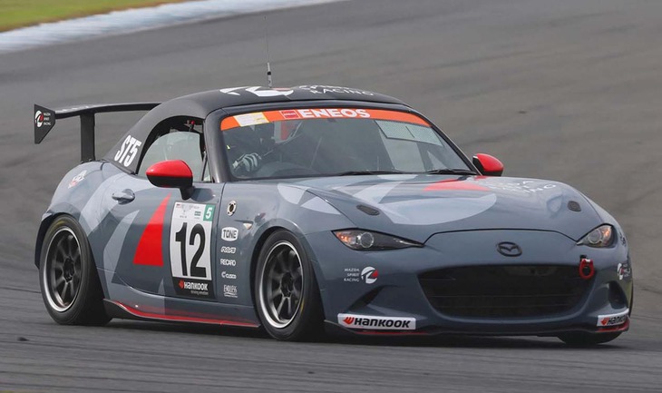 倶楽部MAZDA SPIRIT RACING ROADSTER