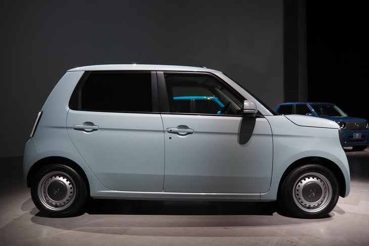 ホンダN-ONE e:(サイドビュー)