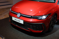 フォルクスワーゲンが改良型「ゴルフ/ゴルフヴァリアント」を正式発表 2025年1月にデリバリー開始の画像