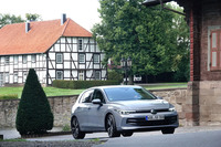 2024年は、初代「ゴルフ」の登場から50周年となる記念イヤー。フォルクスワーゲンはゴルフを「世界で3700万台以上、日本では100万台以上販売した最も成功したクルマ」と紹介している。最新の“ゴルフ8.5”は、2025年1月に日本でのデリバリーが開始される予定。