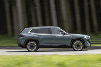 全長×全幅×全高=5110×2005×1755mmのサイズは「X7」よりも短く低く、わずかに幅広い。3105mmのホイールベースは同寸。