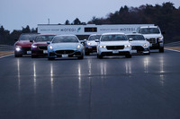 『CG』版カー・オブ・ザ・イヤー「CG AWARD」の季節が今年もやってきました。50台近い候補車のなかから選ばれた12台のノミネートカーから、さらに7台のファイナリストにしぼり、モビリティリゾートもてぎで最終試乗。2024年のアワードカーに選ばれたのはどのクルマだったのでしょうか?(photo:北畠主税)