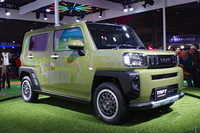 2020年の東京オートサロンに出展された「TAFTコンセプト」。きらびやかなメッキグリルは、市販モデルでもディーラーオプションの「メッキパック」に受け継がれている。