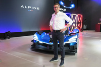 アルピーヌレーシングのフランソワ・シャンポ ビークルダイレクター。多少はごまかすかと思っていたが、「水素カーは開発してますよ」とアッサリ答えられた。