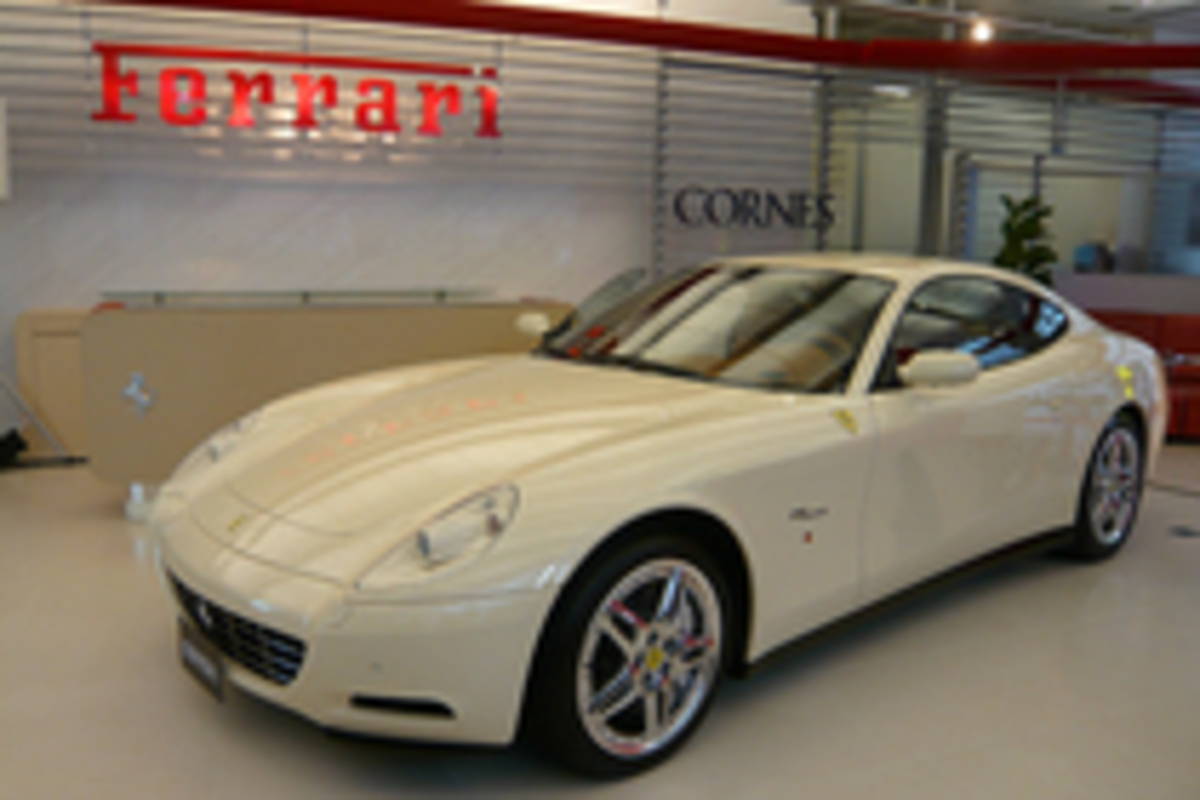 Ferrari フェラーリ 純正 オーディオヘッドユニット 正規輸入車 F430 Ferrari フェラーリ 純正 オーディオヘッドユニット 正規輸入車 F430