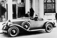 1927年に登場した「ラサール」。他の高級車とは趣を異にする、軽快かつ優雅なイメージで人気を博した。