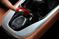 ロータス・エミーラV6ファーストエディション(MR/6MT)【試乗記】の画像