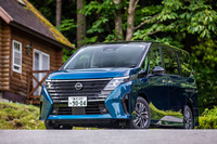 2023年4月20日に発売された日産の新型「セレナe-POWER」。受注台数は2万5000台を突破し、セレナ全体の半数以上をe-POWERが占めているという。e-POWER搭載モデルの価格は319万8800円~479万8200円。