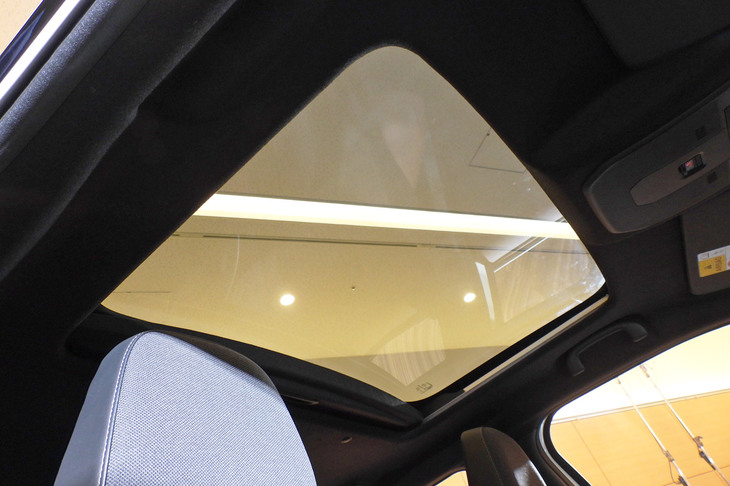 スズキeビターラZ(ガラスサンルーフ)