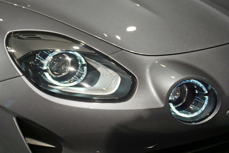 アルピーヌA110リネージ(ヘッドランプ)