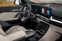 新型「BMW X1」が上陸 フル電動モデル「BMW iX1」もラインナップの画像