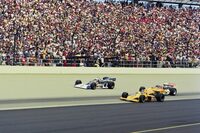 1974年の「インディアナポリス500」では、マクラーレンのジョニー・ラザフォードが優勝。ラザフォードは3度にわたりインディ500を制した名手だが、うち2回はマクラーレンでのものだった。(写真:INDIANAPOLIS MOTOR SPEEDWAY)