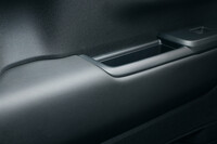 「ホンダN-BOXカスタム」に特別仕様車「ブラックスタイル」登場の画像