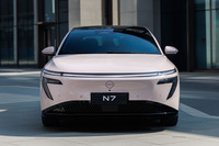 東風日産が新型フル電動セダン「N7」の詳細を発表【上海モーターショー2025】の画像