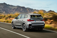 「BMW X1」にMパフォーマンスモデル「M35i xDrive」追加設定の画像