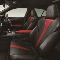 スポーティー&エレガント 「レクサスUX」に2タイプの特別仕様車登場の画像