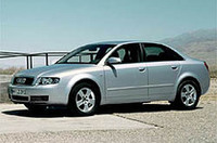 「アウディA4」10周年を記念する特別限定車の画像