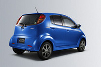 【写真上】「R2 Refi」
【写真下】「R2 typeS」