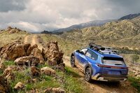 都会的なスタイルのモデルながら、広報写真にはこのようなものも。やっぱりスバルは、かの地でもタフなイメージが浸透しているようだ。