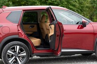 リアドアは最大90度まで開くようになっている。