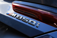 BMW M850i xDriveクーペ(4WD/8AT)【試乗記】の画像