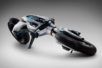 ヤマハは6種類のモビリティーを世界初公開【ジャパンモビリティショー2025】