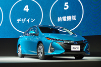 環境性能を高めた新型「トヨタ・プリウスPHV」発売の画像