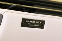 オーダーメイドシステムが魅力の上級グレード「ビスポークビルド」だが、今のところは発売当初に100台が限定販売されたのみ。一応カタログモデルではあるが、今はまだ受注は再開されていないようだ。