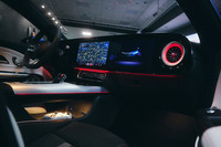 インフォテインメントシステムには自社開発したという「MB.OS」のフルバージョンを搭載。「ChatGPT-4o」などのAI機能も使える。