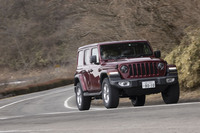 ジープ・ラングラー アンリミテッド サハラ2.0Lターボ